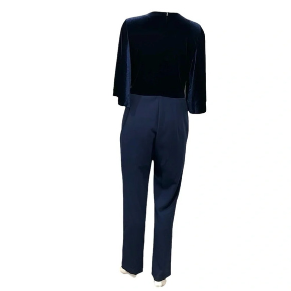 Black Halo navy flutter sleeve velour top jumpsuit size 12 - Picture 2 of 10